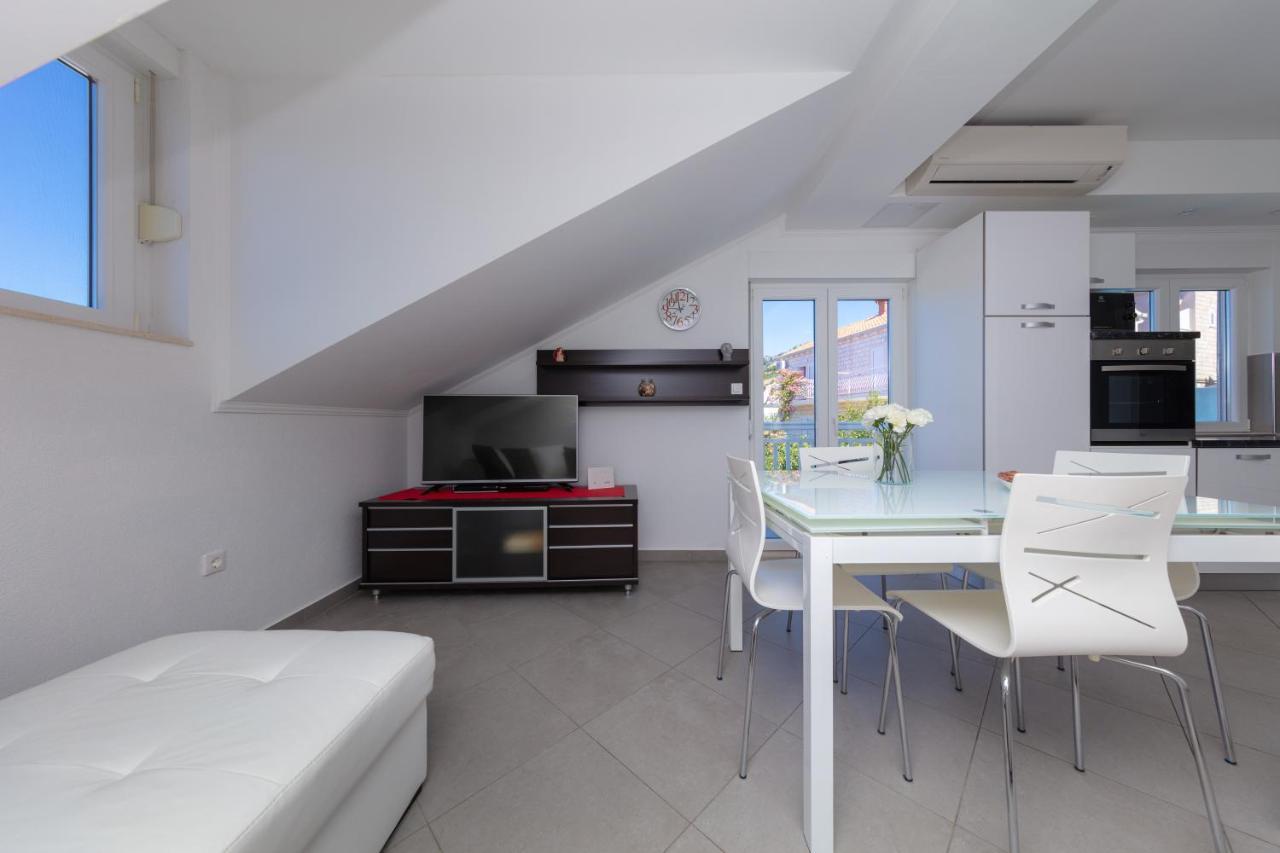 Apartment Ela Ντουμπρόβνικ Εξωτερικό φωτογραφία